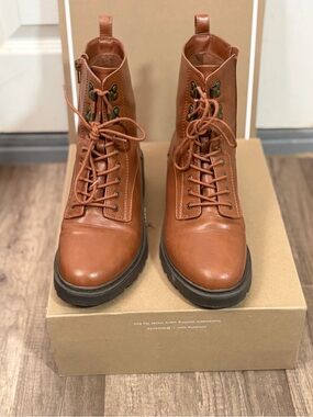 Brown Lace Up Combat Boots Side Zip Chunky Sole Size 7.5